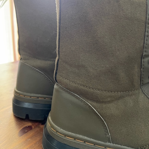 Dr. Martens mens Combs Nylon Grenade Green canvas book size 12 - Picture 13 of 13
